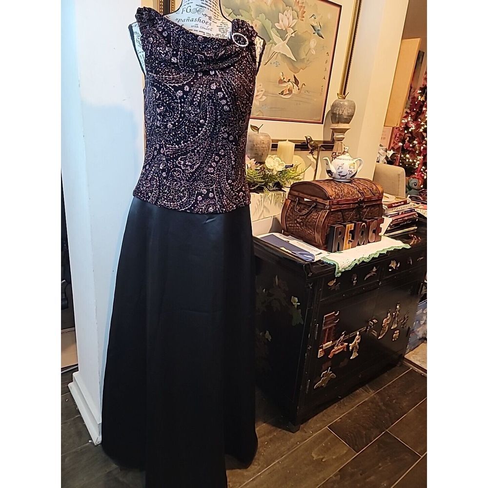 Patra Dress Long Black‎ Satin Sparkle Top Sleeveless Gown Sz 8